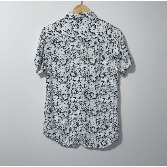 Free planet floral button down shirt women’s size medium - Picture 2 of 7